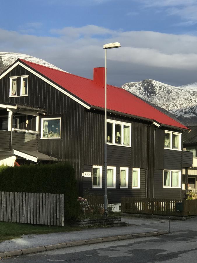 Villa Åndalsnes Extérieur photo