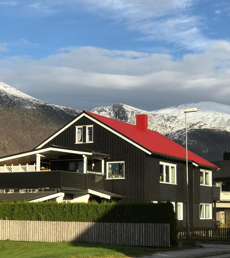 Villa Åndalsnes Extérieur photo